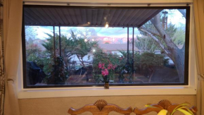 Charming home with red rock view, near Stupa and trails, with UV light air filters
